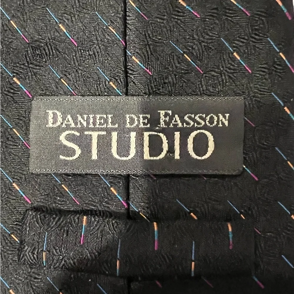 Daniel De Fasson Studio Mens Tie Black 100% silk 60